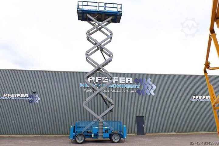 Ножничный подъемник Genie GS5390 Diesel, 4x4 Drive, 18.15m Working Height, 6