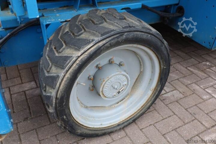 Ножничный подъемник Genie GS5390 Diesel, 4x4 Drive, 18.15m Working Height, 6