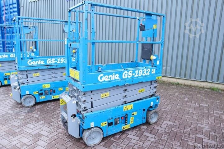 Ножничный подъемник Genie GS1932 Electric, Working Height 7.8 m, 227kg Capac