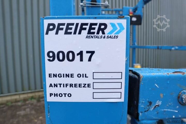 Ножничный подъемник Genie GS1932 Electric, Working Height 7.8 m, 227kg Capac