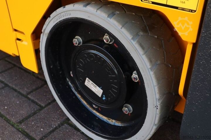 Ножничный подъемник Haulotte Compact 8N Valid inspection, *Guarantee! 8m Workin