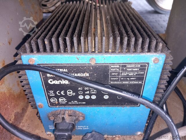 Ножничный подъемник SKYJACK SJ III 4632 Skyjack SJ III4632 11,8m work 