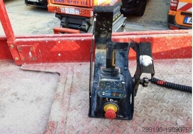 Ножничный подъемник MAGNI ES 0807 EP