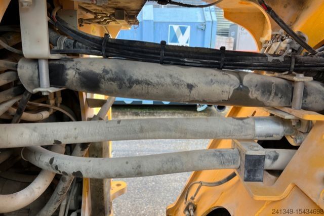 Другое VOLVO L180H