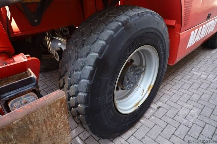 Телескопический погрузчик Manitou MRT3050 PRIVILEGE Diesel, 4x4 Drive And 4-Wheel St