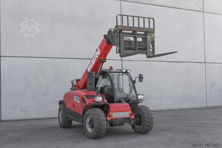 Телескопический погрузчик Manitou MT 625 H