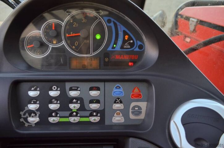 Телескопический погрузчик Manitou MT 1135