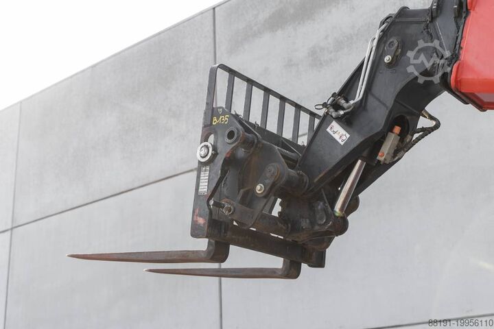 Телескопический погрузчик Manitou MT 1440