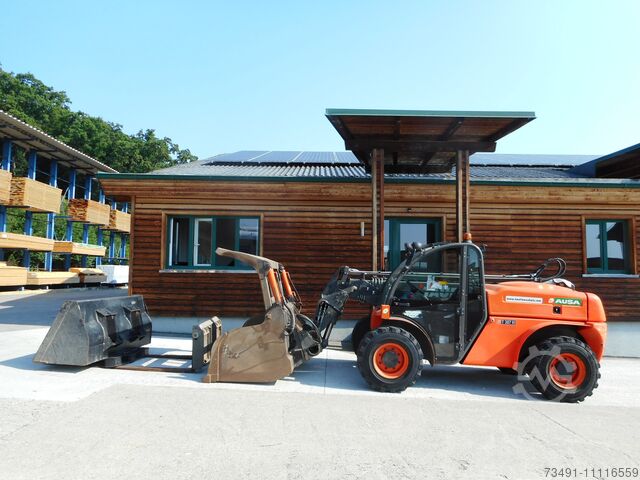 Телескопический погрузчик Телескопический вилочный погрузчик AUSA T 307 H ( 3t 7m ) 2,07 Hoch, 2,02 Breit