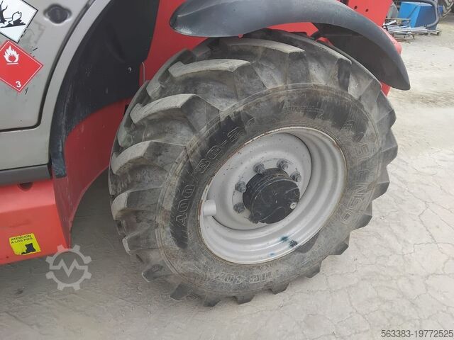 Телескопический вилочный автопогрузчик Manitou MT1335 Easy