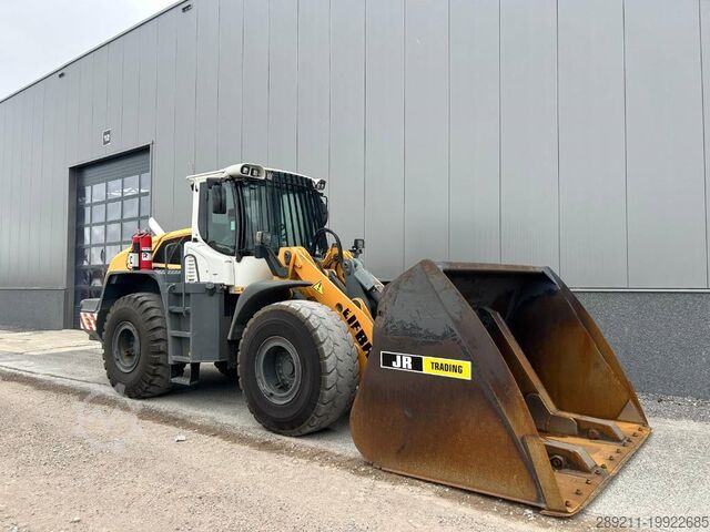 Колесный погрузчик Liebherr L 550 (Comes with High-tip - Mit Hochkipper)
