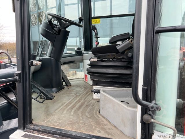 Погрузчик с колёсным шасси O&K L 8.5  - Schaufel - Palettengabel- 4717 Betriebs