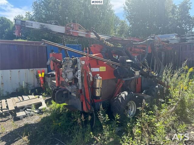 Земляная бурильная машина Sandvik DC302R drilling rig