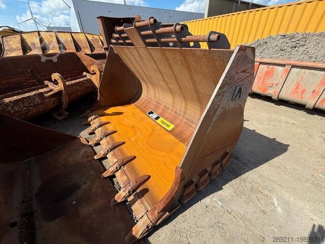 Лопата Volvo L 150 H