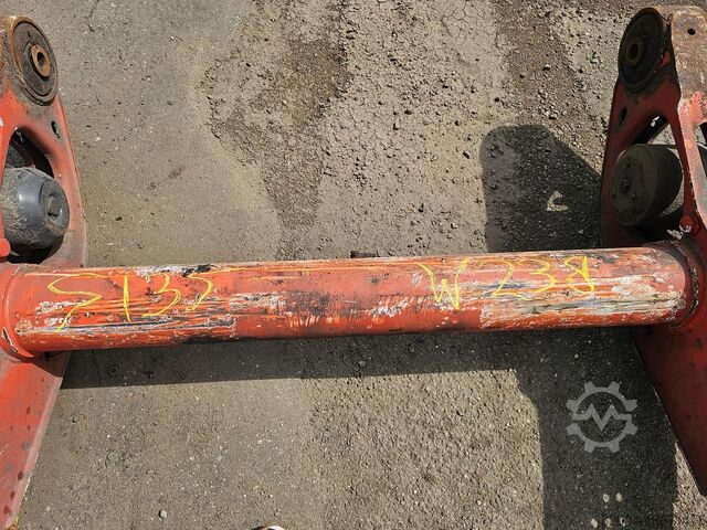 Ось SAF SKRB9019W TRAILER AXLE.