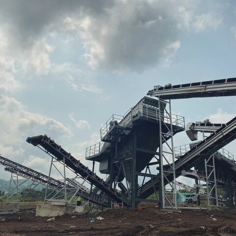 Дробилка Polygonmach 350 tons per hour stationary crushing, screenin...