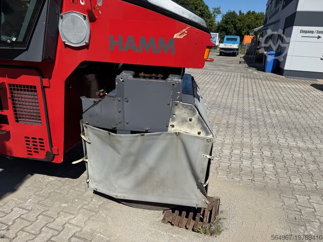 дорожный каток Hamm DV6 KK Super Gummiradwalze
