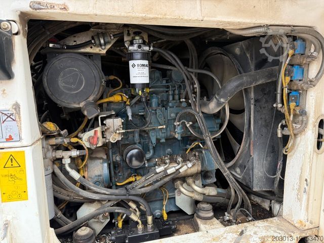 Одновальцовый каток BOMAG BW 174 AP-4 AM Walze 12 Ton *Vibrator *Streuer