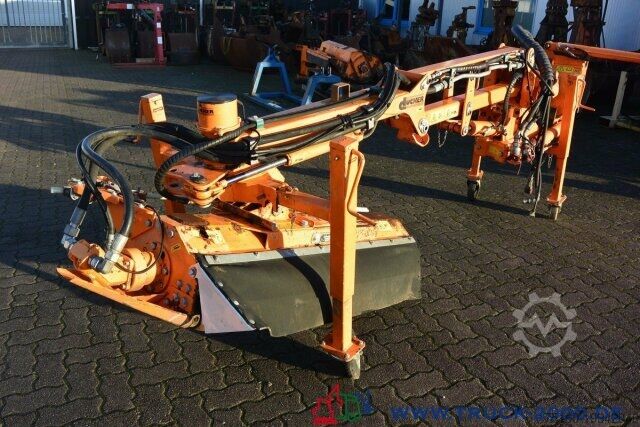 Сельскохозяйственная машина Unimog Dücker RSM 13/2 Ausleger & Schlegelmäher