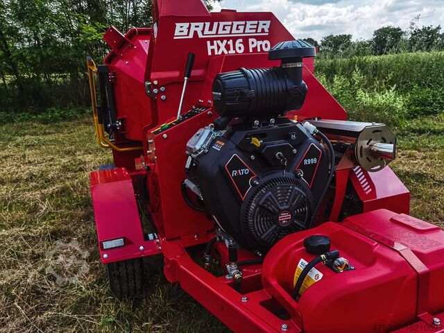 Измельчитель мощностью 35 л.с. с дорожной лицензией Brugger HX16 Pro Benzin-Holzhächsler