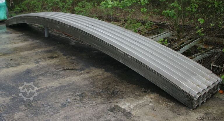 люк грузового отсека Alu Trapez 840/7700