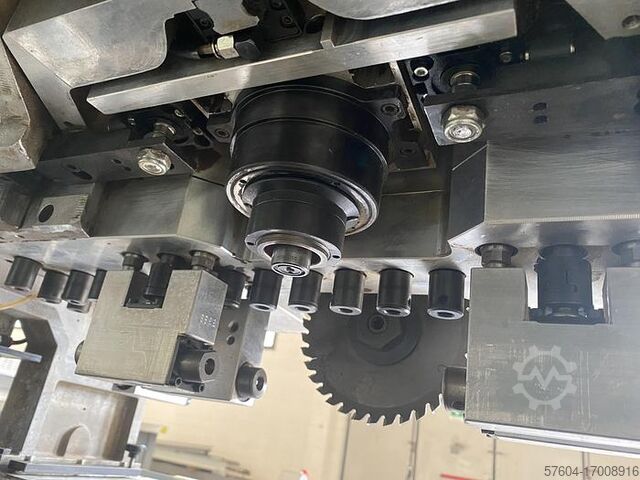 Гибкий рабочий центр Biesse Skipper 100