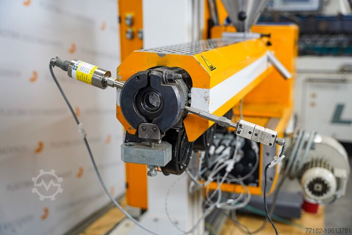 машина контроля качества Collin E30 M Low Boy