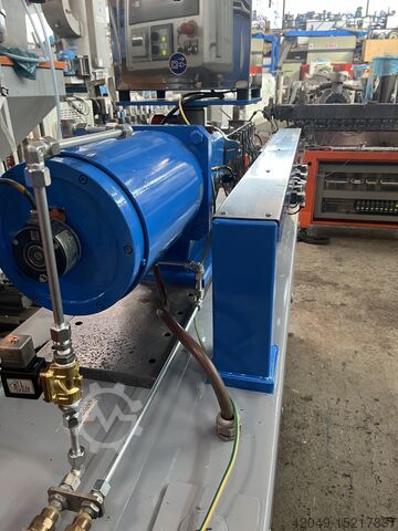 Двухшнековый экструдер Leistritz ZSE 18 HPe