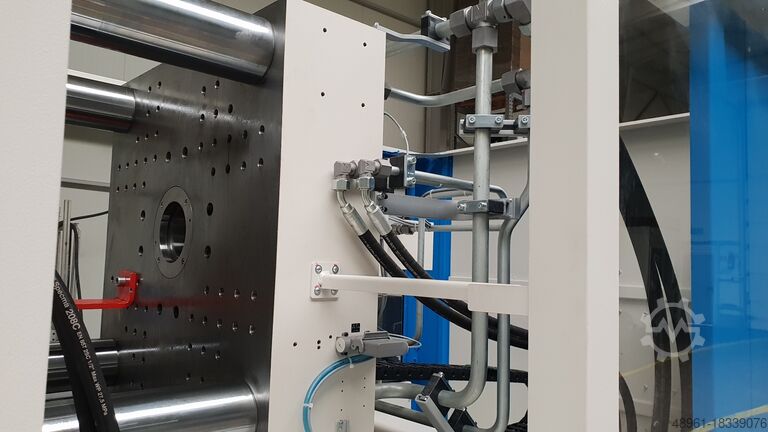 Машина для литья под давлением KraussMaffei 250-1400CX (225)