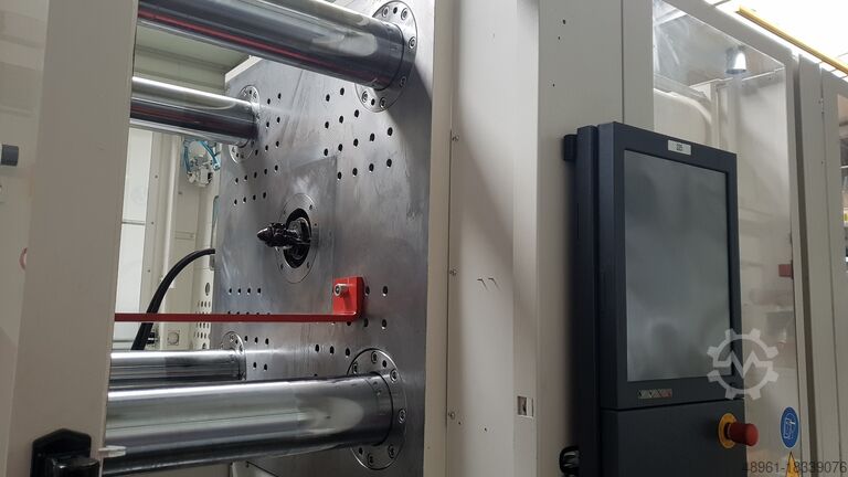 Машина для литья под давлением KraussMaffei 250-1400CX (225)