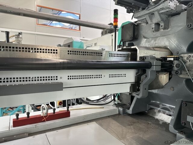 Производственная линия по выпуску кофейных капсул NESPRESSO ARBURG 720A300-800 / 70