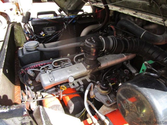 Дизельный вилочный погрузчик Nissan 4 Ton.-Triplex-Freihub 6m + Seitenschieber