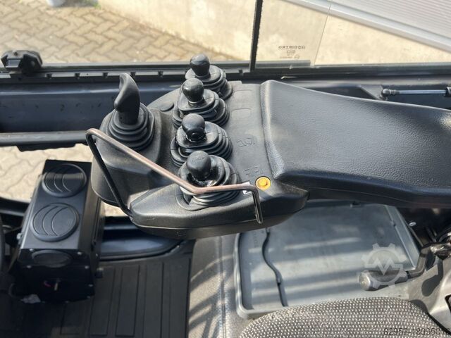 Вилочный погрузчик на сжиженном газе Toyota 8 FG 35 N