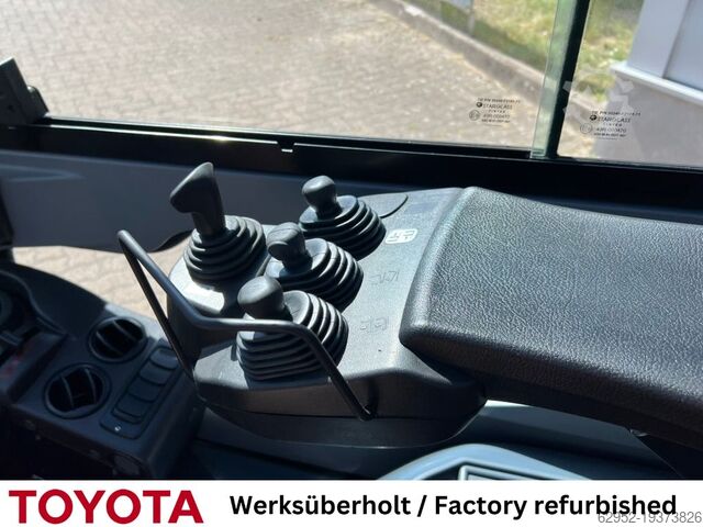 Вилочный погрузчик на сжиженном газе Toyota 02-8 FGKF 20