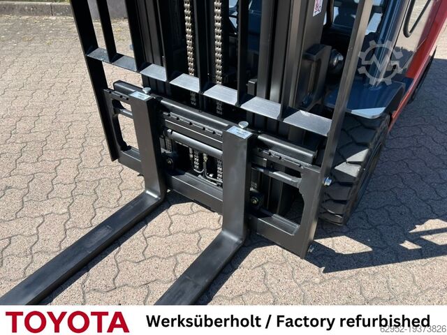 Вилочный погрузчик на сжиженном газе Toyota 02-8 FGKF 20