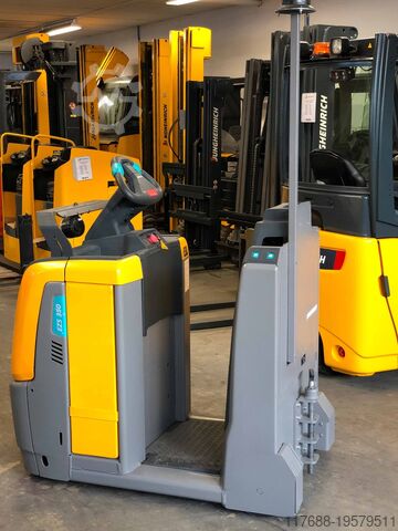 Трактор Jungheinrich EZS 350 - Service Neu - Nur 487 Std.