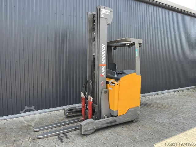 Ричтрак Jungheinrich ETV216