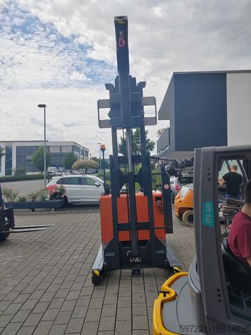 Ричтраки Dimos ESS25/36 P-PU Schubmaststapler Sonderbau