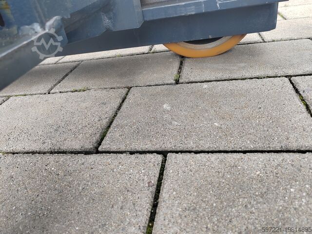 Ричтраки Dimos ESS25/36 P-PU Schubmaststapler Sonderbau