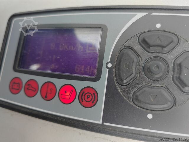 Ричтраки Dimos ESS25/36 P-PU Schubmaststapler Sonderbau