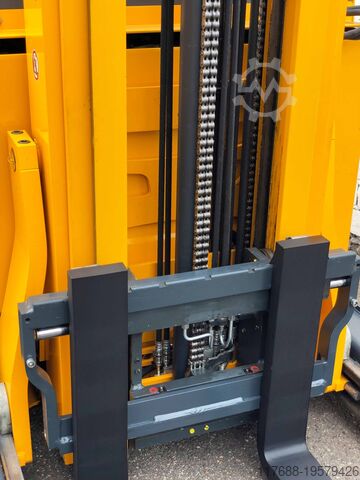 Ричтрак Jungheinrich ETV 214 - Service Neu - nur 3.995  Std. - Batterie 80%