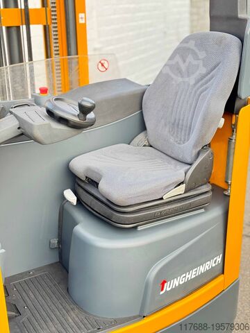 Ричтрак Jungheinrich ETV 216 - Service Neu - 8,72m Hub - Batterie 80% - 8,72m