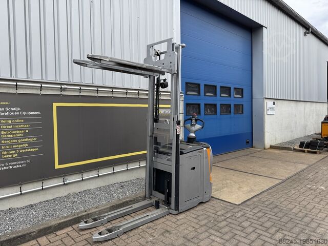 VS-22363 электрический двойной штабелер Still 2020, начальный подъем 2 024 мм STILL EXDSF20