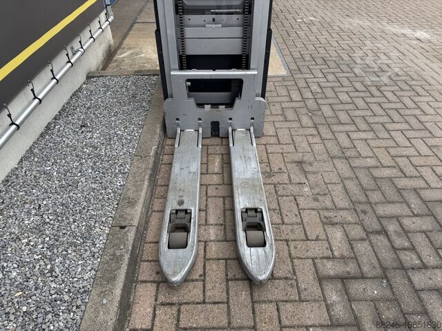 VS-22363 электрический двойной штабелер Still 2020, начальный подъем 2 024 мм STILL EXDSF20