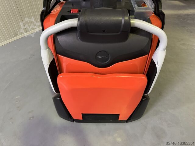 SPE 120 XR * ДЕМОНСТРАЦИЯ !! Выдвижная мачта + наклонные вилы !! TOYOTA SPE 120 XR *  DEMO !! REACH - MAST  +  Tilting Forks !!