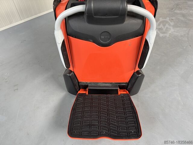 SPE 120 XR * ДЕМОНСТРАЦИЯ !! Выдвижная мачта + наклонные вилы !! TOYOTA SPE 120 XR *  DEMO !! REACH - MAST  + Tilting Forks  !!