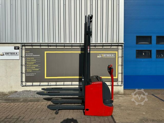 Электрический дуплекс-штабелер Linde L12i с начальным подъемом, модель VS-22322 LINDE L12i