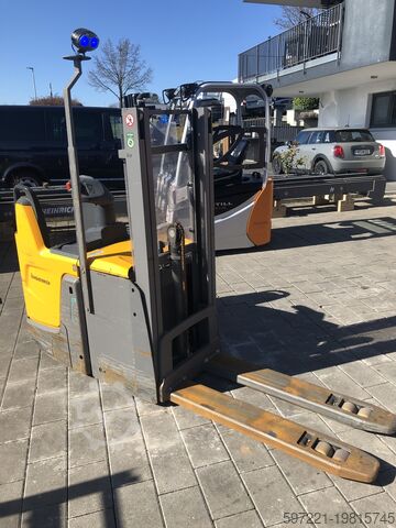 Штабелёры с платформой для оператора Jungheinrich ERD 120