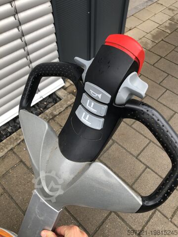 Электрические палетные тележки Still EXU16