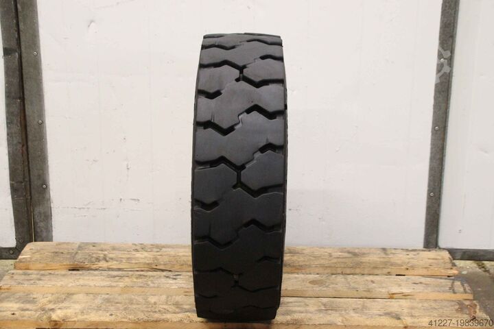 Шина с ободом 2 шт. Continental ContiRT20 7.00 R 12  136 A5 16 PR